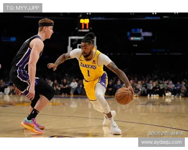 老詹三双助力浓眉38分湖人加时苦战不敌老鹰遗憾落败